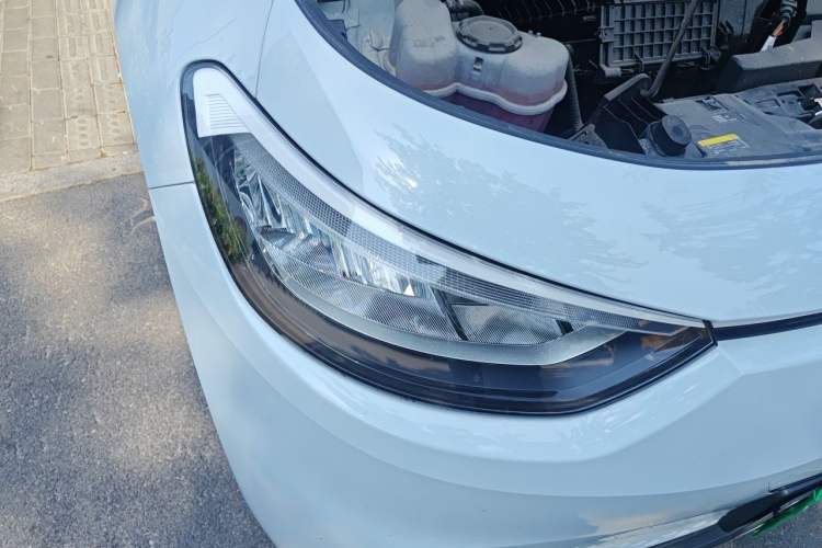 Used Volkswagen ID.3 2024 Outstanding Edition Right Front Headlight