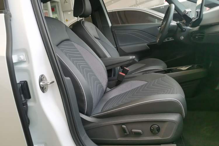 Used Volkswagen ID.3 2024 Outstanding Edition Right Front Seat
