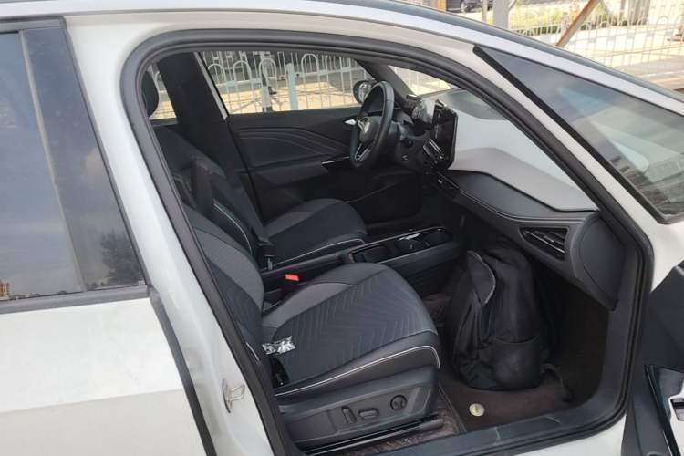 Used Volkswagen ID.3 2024 Outstanding Edition Right Front Seat