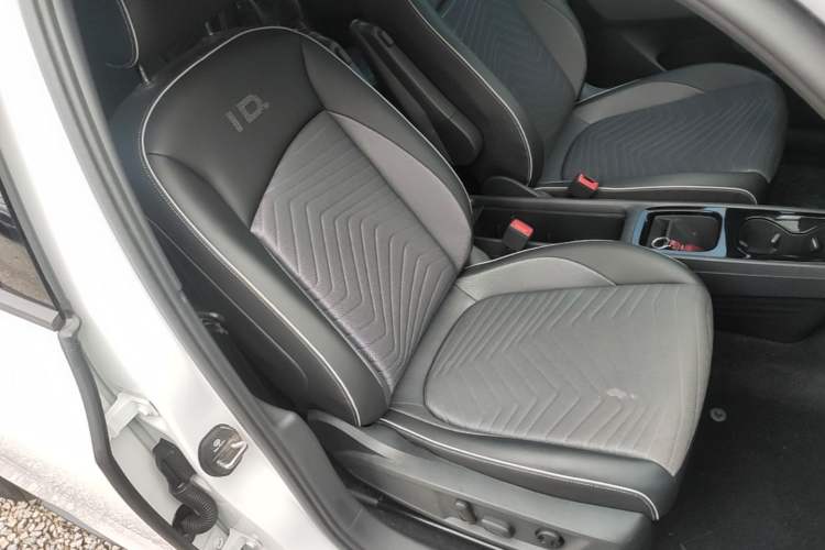 Used Volkswagen ID.3 2024 Outstanding Edition Right Front Seat