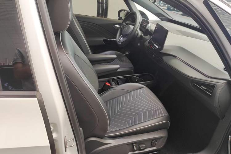 Used Volkswagen ID.3 2024 Outstanding Edition Right Front Seat
