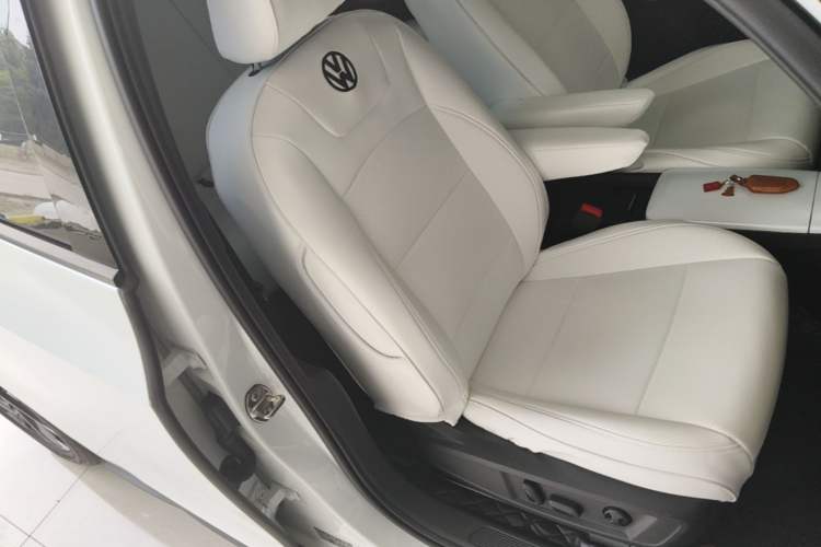 Used Volkswagen ID.3 2024 Outstanding Edition Right Front Seat