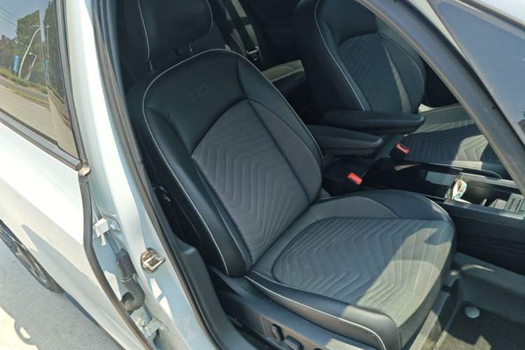 Used Volkswagen ID.3 2024 Outstanding Edition Right Front Seat
