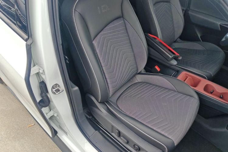 Used Volkswagen ID.3 2024 Outstanding Edition Right Front Seat