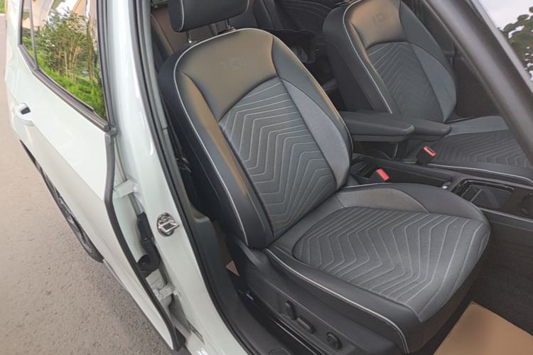 Used Volkswagen ID.3 2024 Outstanding Edition Right Front Seat