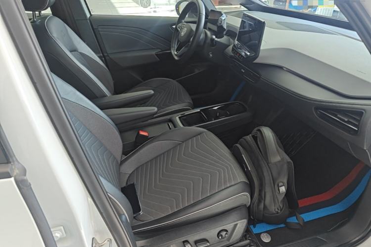 Used Volkswagen ID.3 2024 Outstanding Edition Right Front Seat
