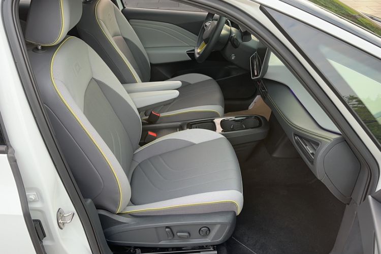 Used Volkswagen ID.3 2024 Intelligent Edition Right Front Seat