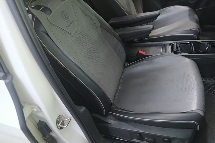 Used Volkswagen ID.3 2024 Outstanding Edition Right Front Seat