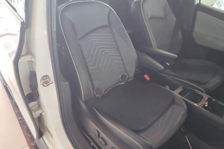 Used Volkswagen ID.3 2024 Outstanding Edition Right Front Seat