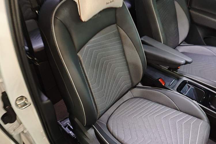 Used Volkswagen ID.3 2024 Outstanding Edition Right Front Seat