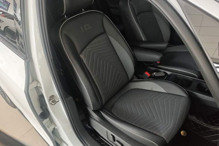 Used Volkswagen ID.3 2024 Outstanding Edition Right Front Seat