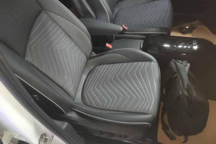 Used Volkswagen ID.3 2024 Outstanding Edition Right Front Seat