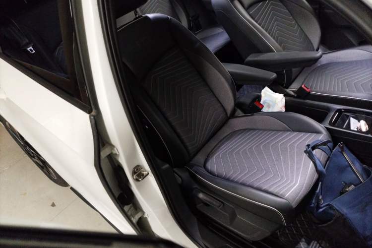Used Volkswagen ID.3 2024 Pure & Smart Edition Right Front Seat