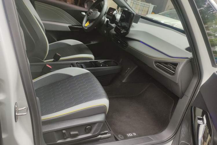 Used Volkswagen ID.3 2024 Intelligent Edition Right Front Seat