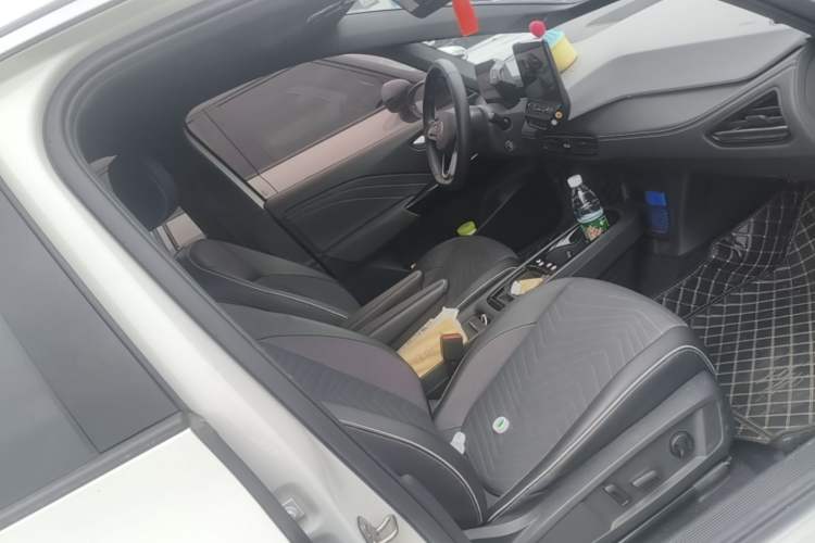 Used Volkswagen ID.3 2024 Outstanding Edition Right Front Seat