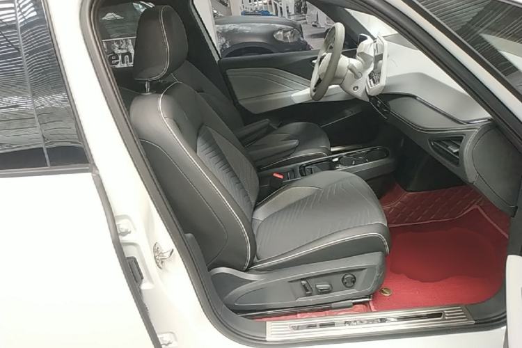Used Volkswagen ID.3 2024 Outstanding Edition Right Front Seat
