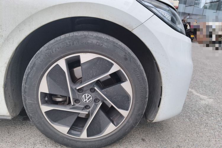 Used Volkswagen ID.3 2024 Intelligent Edition Right Front Wheel Hub