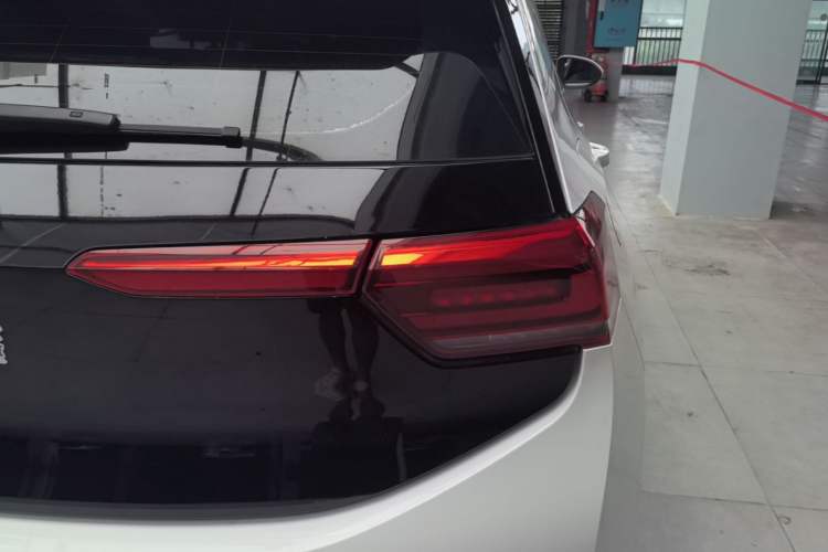 Used Volkswagen ID.3 2024 Outstanding Edition Right Rear Taillight
