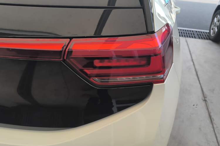 Used Volkswagen ID.3 2024 Outstanding Edition Right Rear Taillight