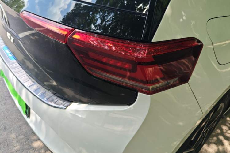 Used Volkswagen ID.3 2024 Outstanding Edition Right Rear Taillight