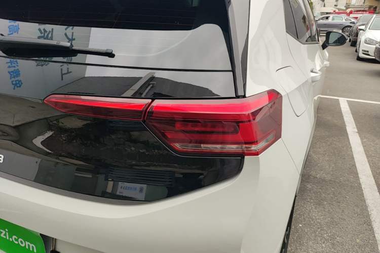 Used Volkswagen ID.3 2024 Outstanding Edition Right Rear Taillight