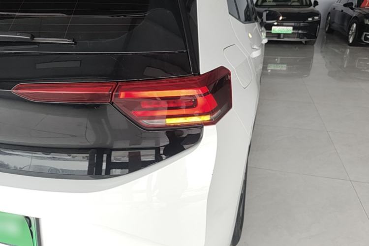 Used Volkswagen ID.3 2024 Outstanding Edition Right Rear Taillight