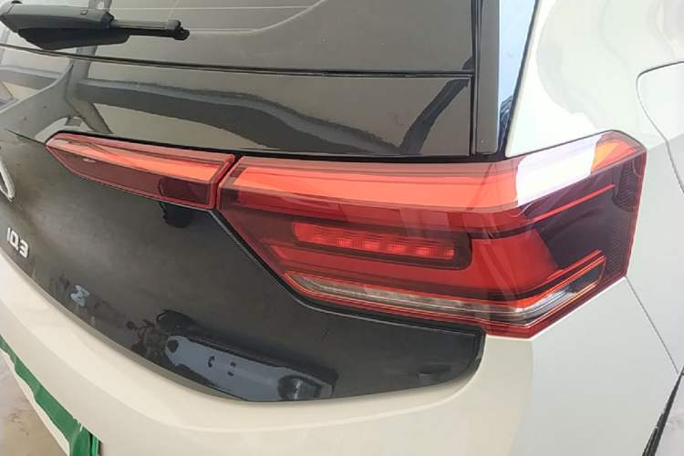 Used Volkswagen ID.3 2024 Outstanding Edition Right Rear Taillight