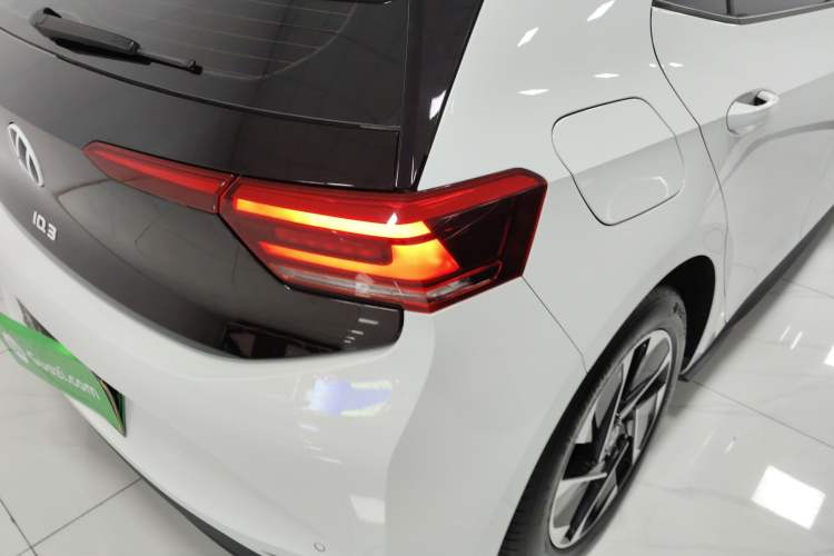 Used Volkswagen ID.3 2024 Outstanding Edition Right Rear Taillight