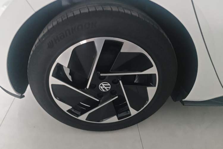 Used Volkswagen ID.3 2024 Pure & Smart Edition Right Rear Wheel Hub