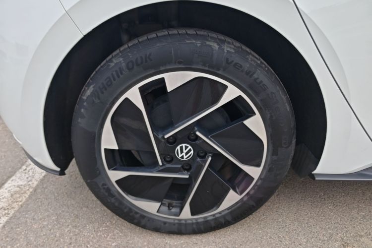 Used Volkswagen ID.3 2024 Outstanding Edition Right Rear Wheel Hub
