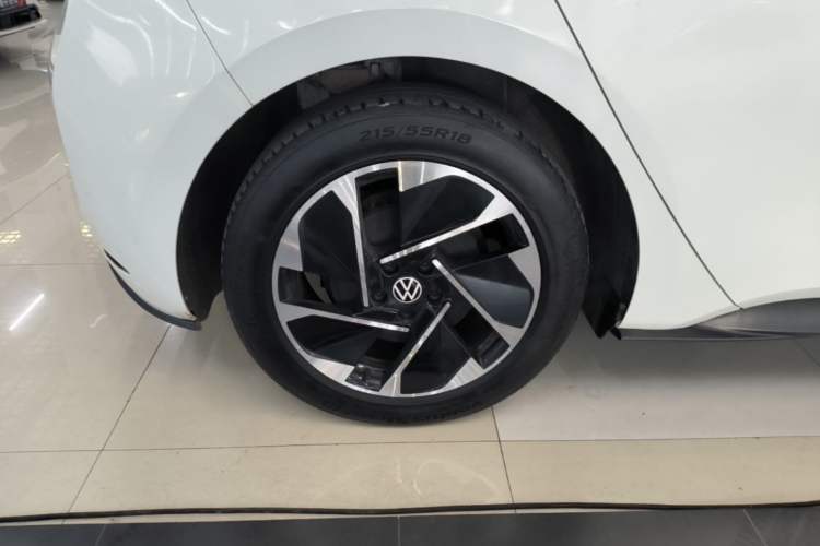 Used Volkswagen ID.3 2024 Pure & Smart Edition Right Rear Wheel Hub