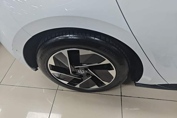 Used Volkswagen ID.3 2024 Pure & Smart Edition Right Rear Wheel Hub