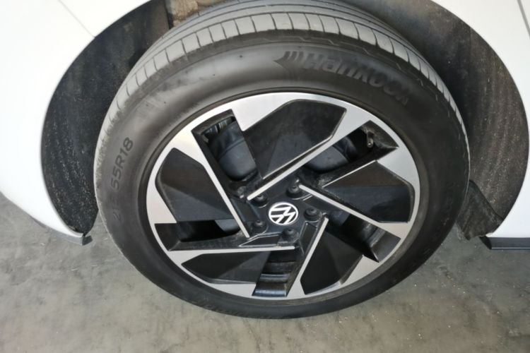 Used Volkswagen ID.3 2024 Outstanding Edition Right Rear Wheel Hub