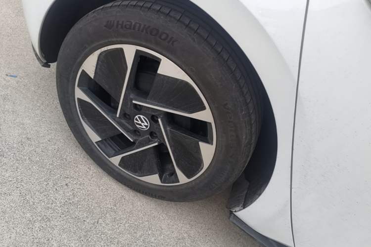 Used Volkswagen ID.3 2024 Pure & Smart Edition Right Rear Wheel Hub