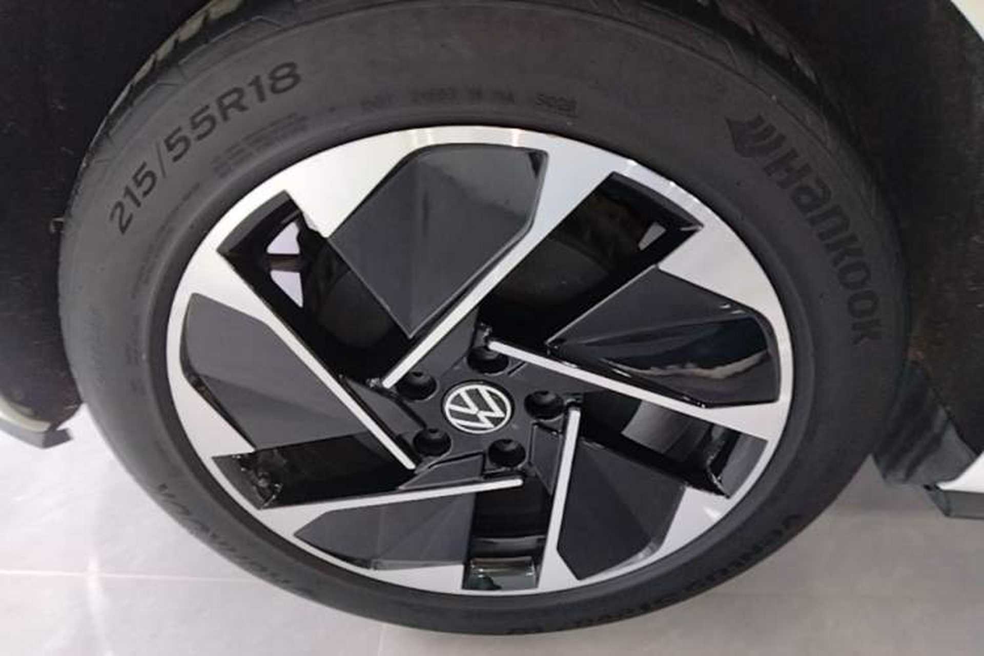 Used Volkswagen ID.3 2024 Outstanding Edition Right Rear Wheel Hub