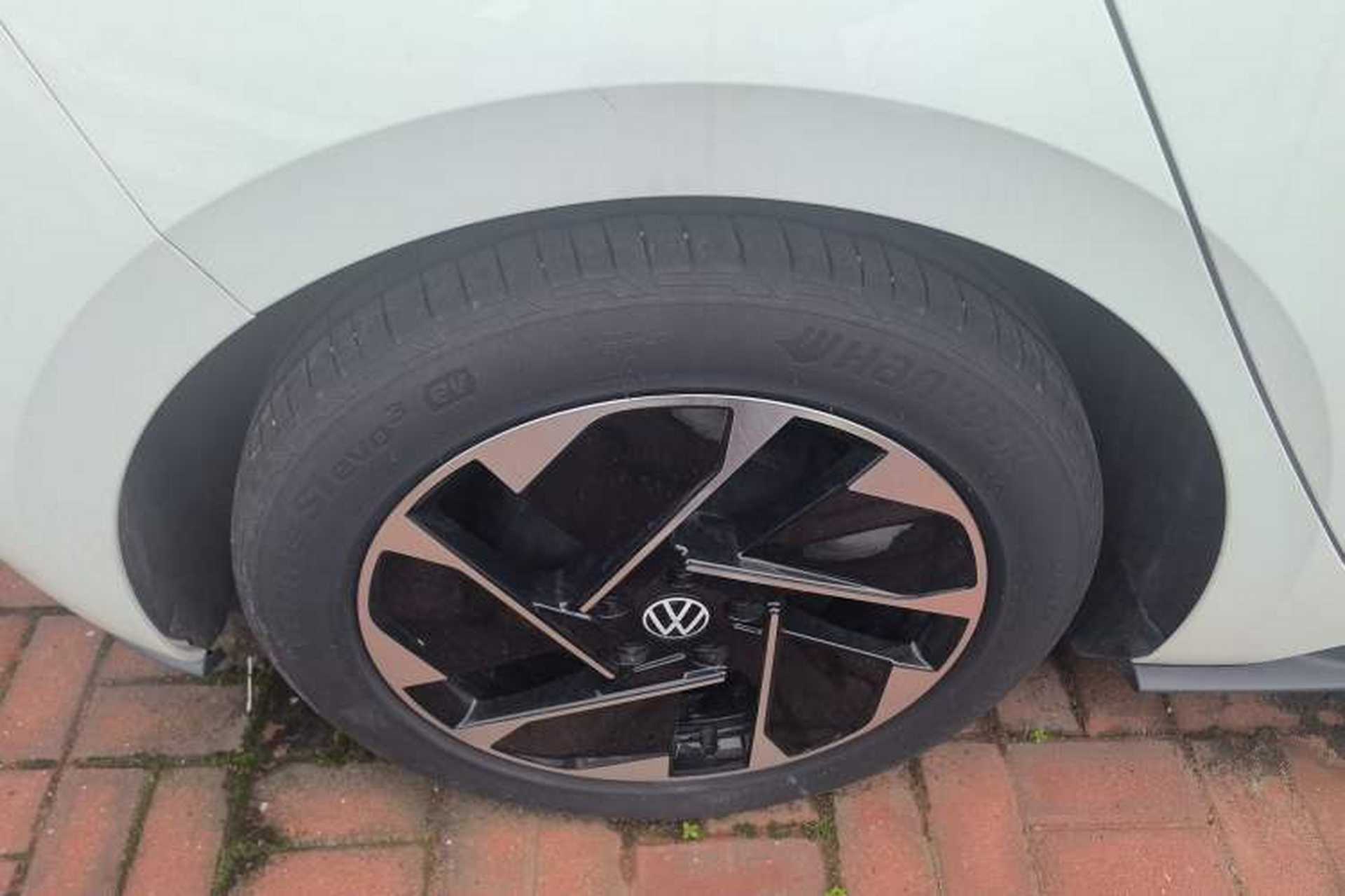 Used Volkswagen ID.3 2024 Pure & Smart Edition Right Rear Wheel Hub