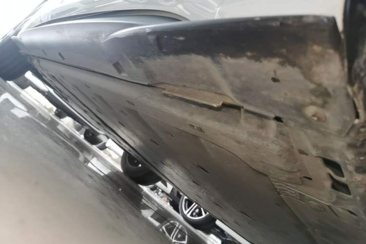 Used Volkswagen ID.3 2024 Pure & Smart Edition Right Side Sill