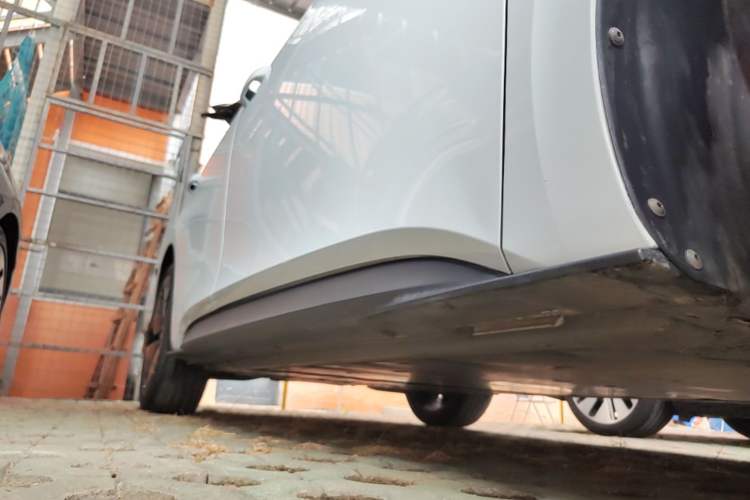 Used Volkswagen ID.3 2024 Pure & Smart Edition Right Side Sill