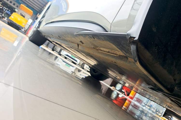 Used Volkswagen ID.3 2024 Pure & Smart Edition Right Side Sill