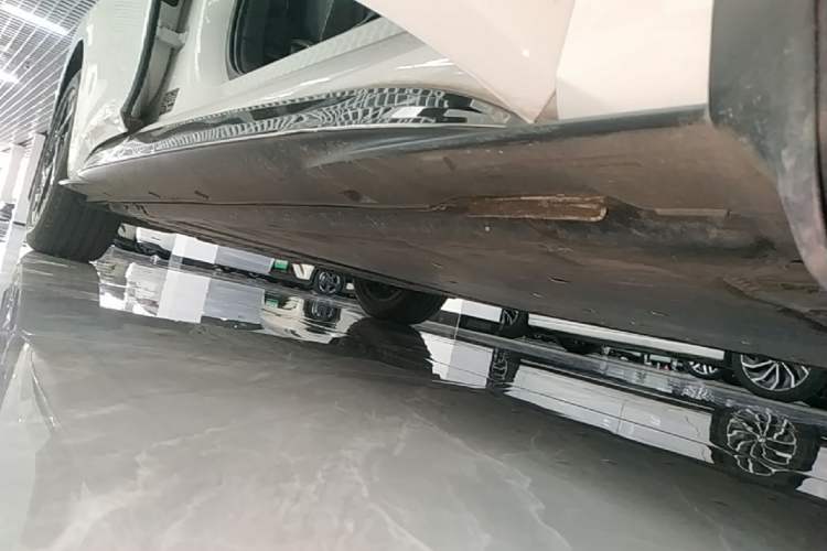 Used Volkswagen ID.3 2024 Pure & Smart Edition Right Side Sill