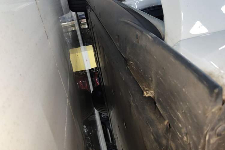 Used Volkswagen ID.3 2024 Outstanding Edition Right Side Sill