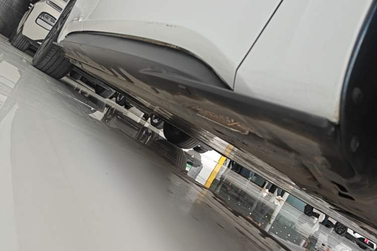 Used Volkswagen ID.3 2024 Outstanding Edition Right Side Sill
