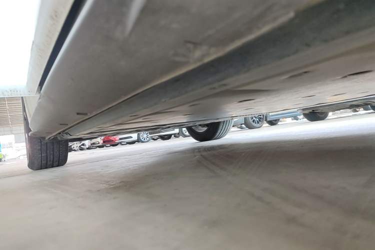 Used Volkswagen ID.3 2024 Outstanding Edition Right Side Sill