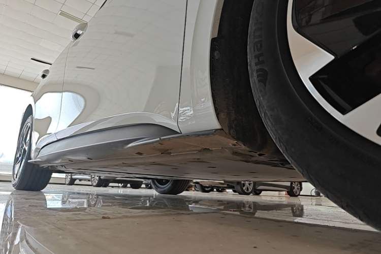 Used Volkswagen ID.3 2024 Pure & Smart Edition Right Side Sill