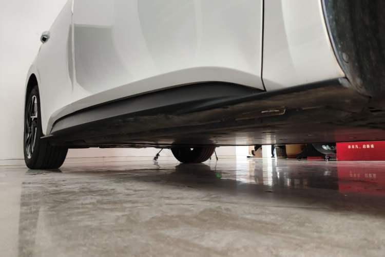 Used Volkswagen ID.3 2024 Pure & Smart Edition Right Side Sill