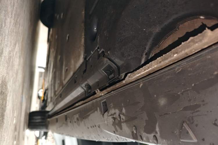 Used Volkswagen ID.3 2024 Pure & Smart Edition Right Side Sill