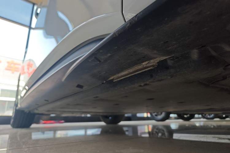 Used Volkswagen ID.3 2024 Pure & Smart Edition Right Side Sill