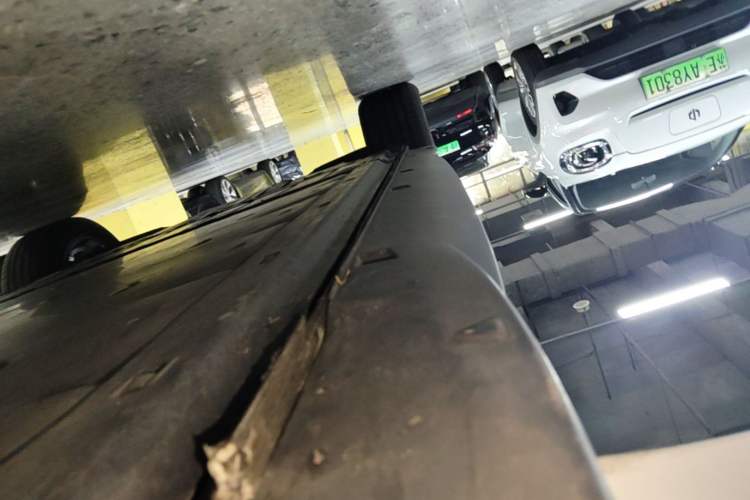 Used Volkswagen ID.3 2024 Outstanding Edition Right Side Sill