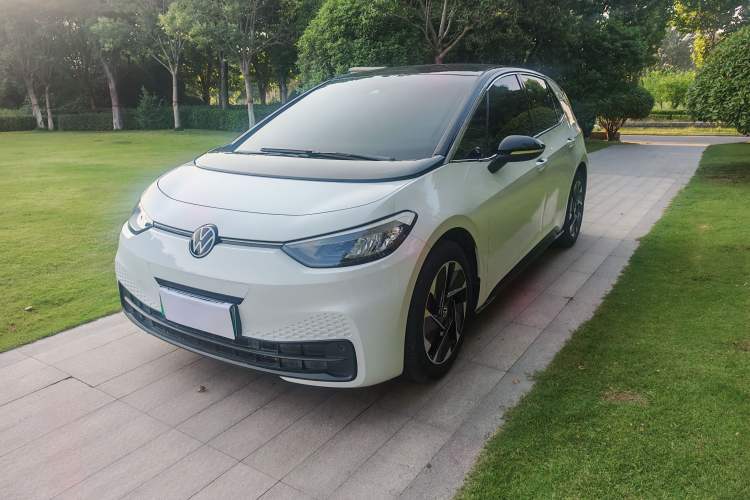 Used Volkswagen ID.3 2024 Outstanding Edition Guazi used car, China used car export, Used car for sale, Used cars, Cheapest cars for sale
