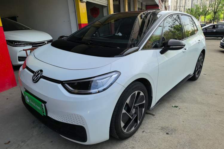 Used Volkswagen ID.3 2024 Pure & Smart Edition Guazi used car, China used car export, Used car for sale, Used cars, Cheapest cars for sale